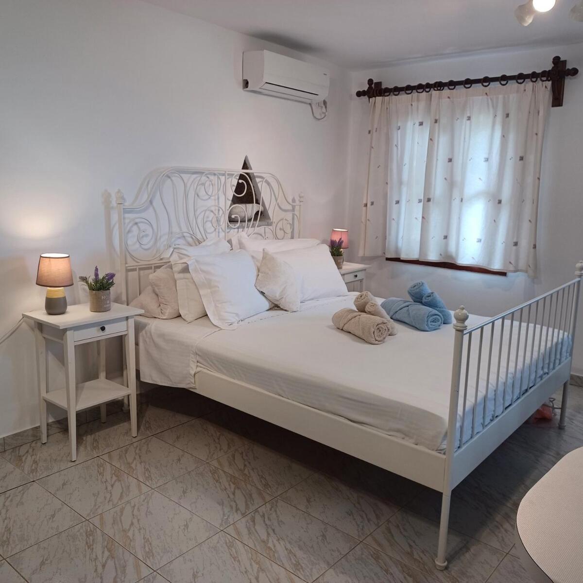 Grandpa Simos' Traditional Guest House Agios Romanos Екстериор снимка
