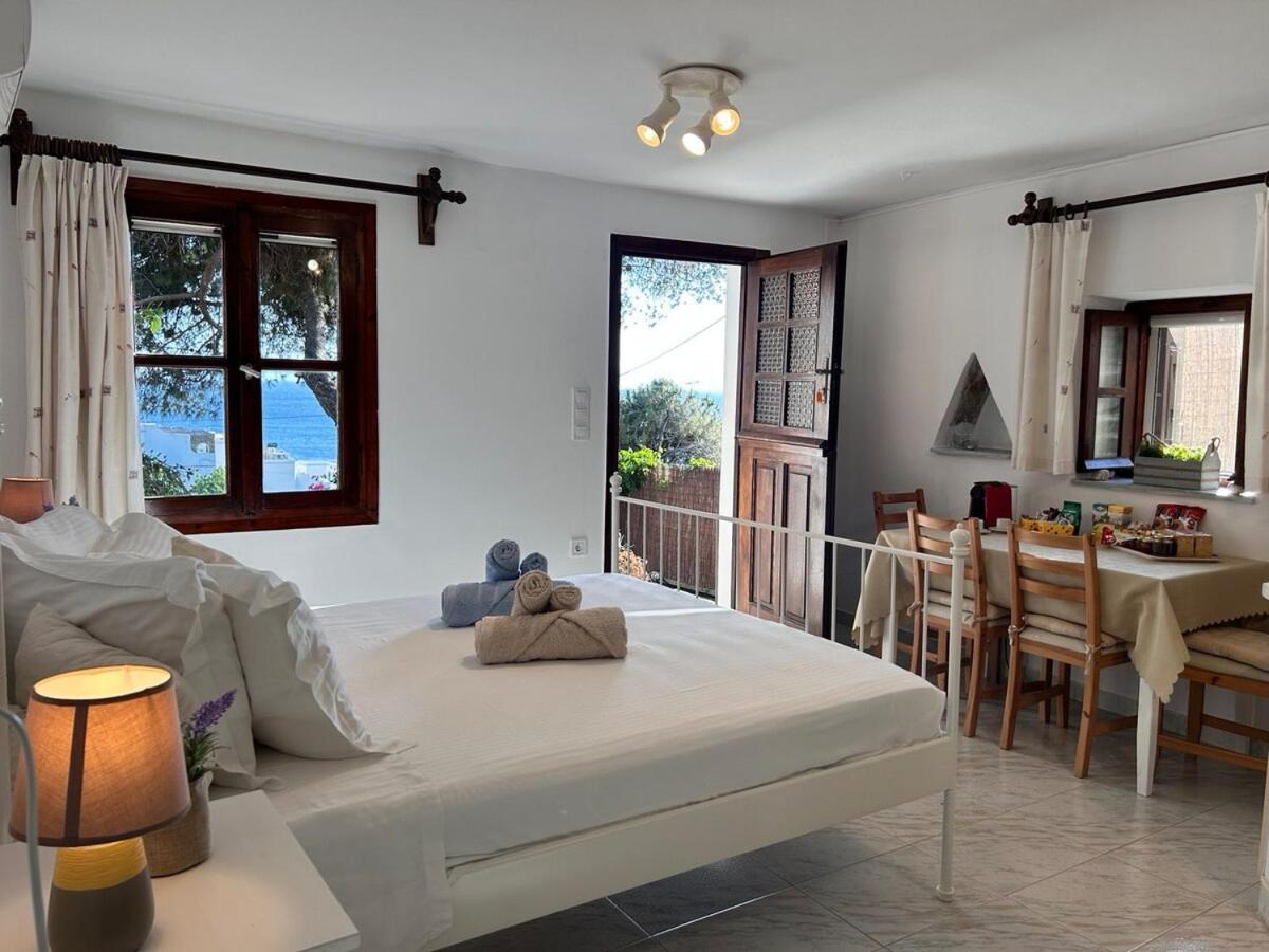 Grandpa Simos' Traditional Guest House Agios Romanos Екстериор снимка